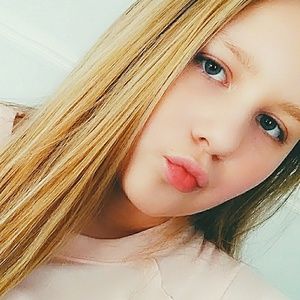 Meet your Posher, Lacey